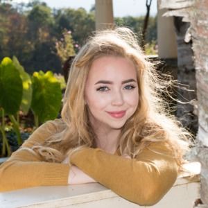 Meet your Posher, Adelyn!